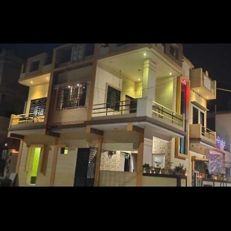 Dwarka Home Stay 2 Only Family Eksteriør billede